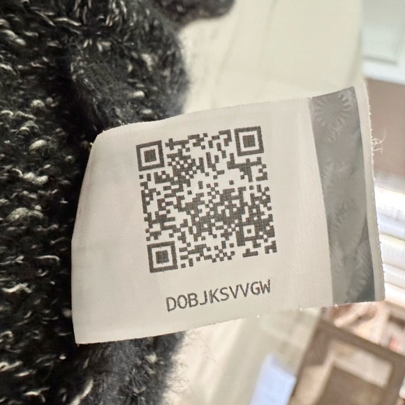 Ugg I Heart Ugg Slouchy Knit Boots - Picture 9 of 14